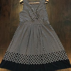 Polka dot sleeveless knit dress